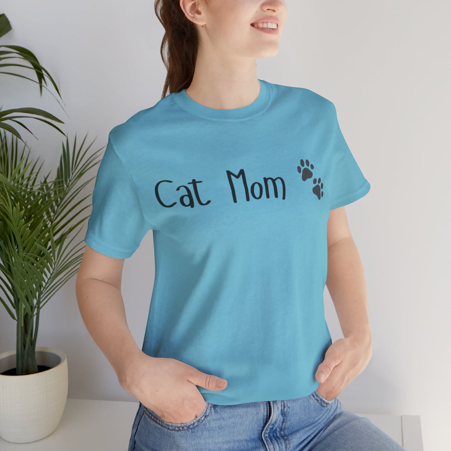 Cat Mom • T- shirt | Wyatt & Stella