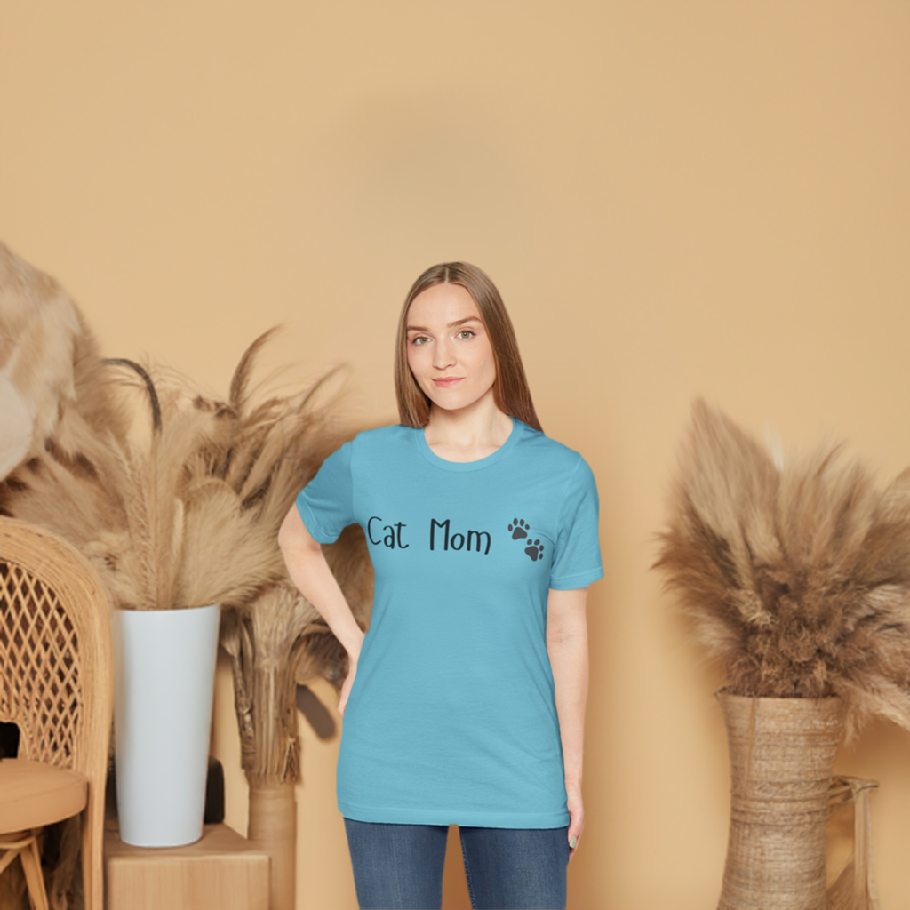 Cat Mom • T- shirt | Wyatt & Stella